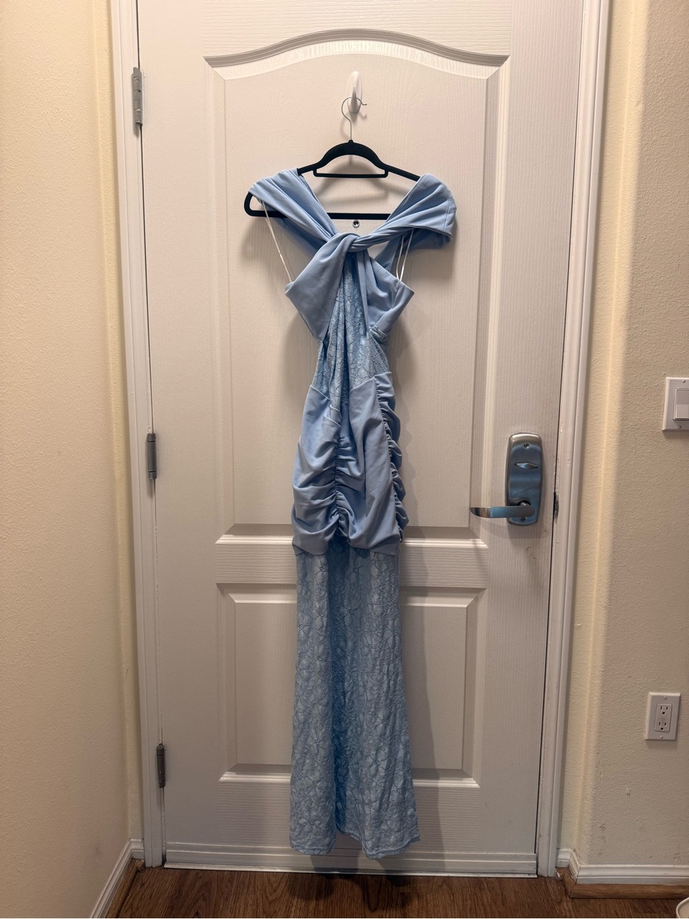 ELLIATT Valencia Lace Gown in Blue Lace off-Shoulder Evening Dress size S NWT - Picture 7 of 9